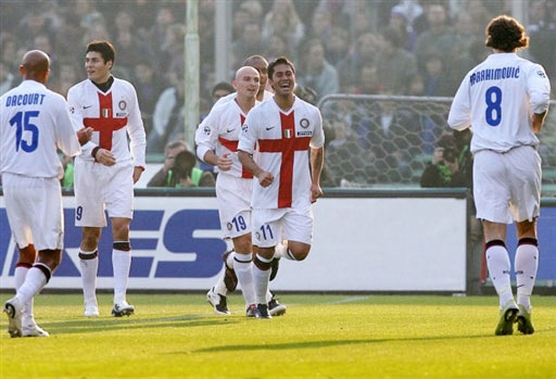 火箭状元秀哈登接管比赛惊艳全场（哈登接管战局 火箭状元秀惊艳全场）