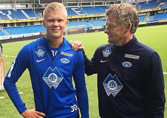 阿莫林愤怒得改变了自己的作风。（怒火驱使，阿莫林改弦更张）