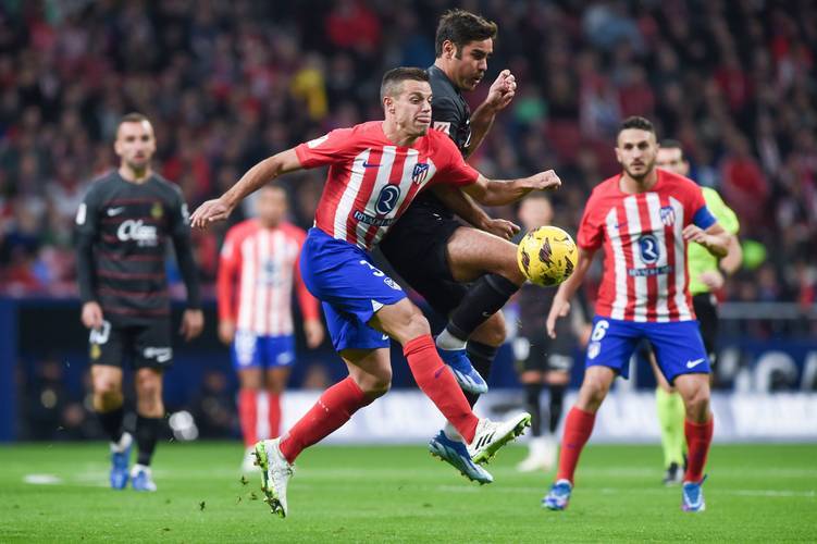 安东尼：当年1亿欧加盟曼联说明我有过人之处；快乐是第一位（安东尼：1亿欧转会曼联足见我的不凡，快乐始终第一位）