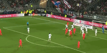 安永佳港队回来状态爆棚，一分钟进球？！新鹏城什么...