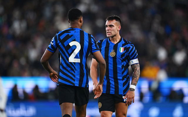 申花发布球队32岁生日海报，却把“32nd”写成“32th”（申花32岁生日海报出错：把“32nd”误写成“32th”）