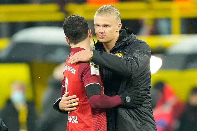 阿斯：皇马和A22起诉欧足联，要其赔偿45亿欧并批准欧超运营（阿斯报：皇马携A22起诉欧足联，索赔45亿欧并要求放行欧超）