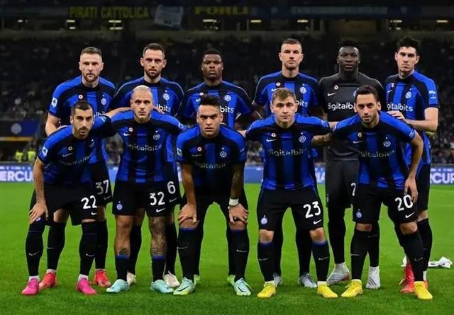 卡利亚里1-0十人罗马，加埃塔诺替补建功，切利克染红（卡利亚里1-0小胜十人罗马：加埃塔诺替补破门，切利克被罚下）