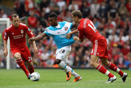 英超前瞻：利兹联连场不胜跌入降级区，维拉赛季客战成绩不佳（英超前瞻：利兹联不胜滑入降级区，阿斯顿维拉本季客场乏力）