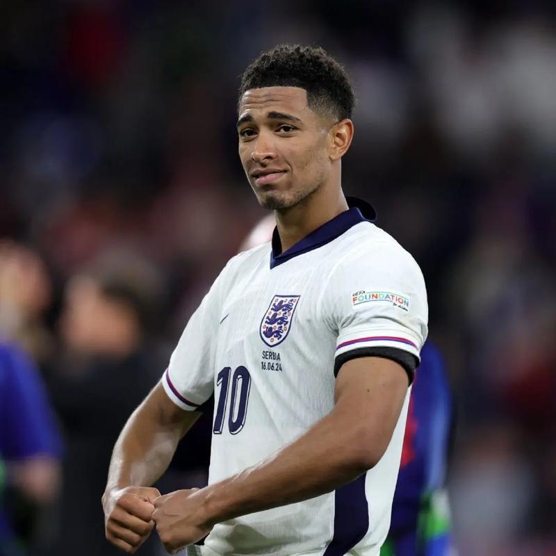 235球超越亨利，姆巴佩独占法国球员五大联赛历史射手榜第三（姆巴佩以235球反超亨利，升至法国球员五大联赛历史射手第3）