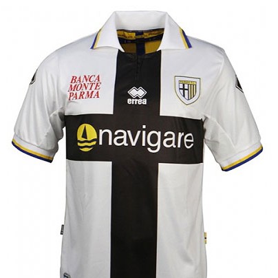 橙衣军团来袭！荷兰第12次跻身世界杯正赛，此前3次获得亚军（橙衣军团再出征：荷兰第12次晋级世界杯正赛，曾三度屈居亚军）