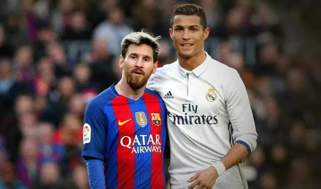 当选11月最佳球员，瓦尔迪是意甲首位获此殊荣的英格兰球员（瓦尔迪当选11月最佳，成意甲首位获此荣誉的英格兰球员）