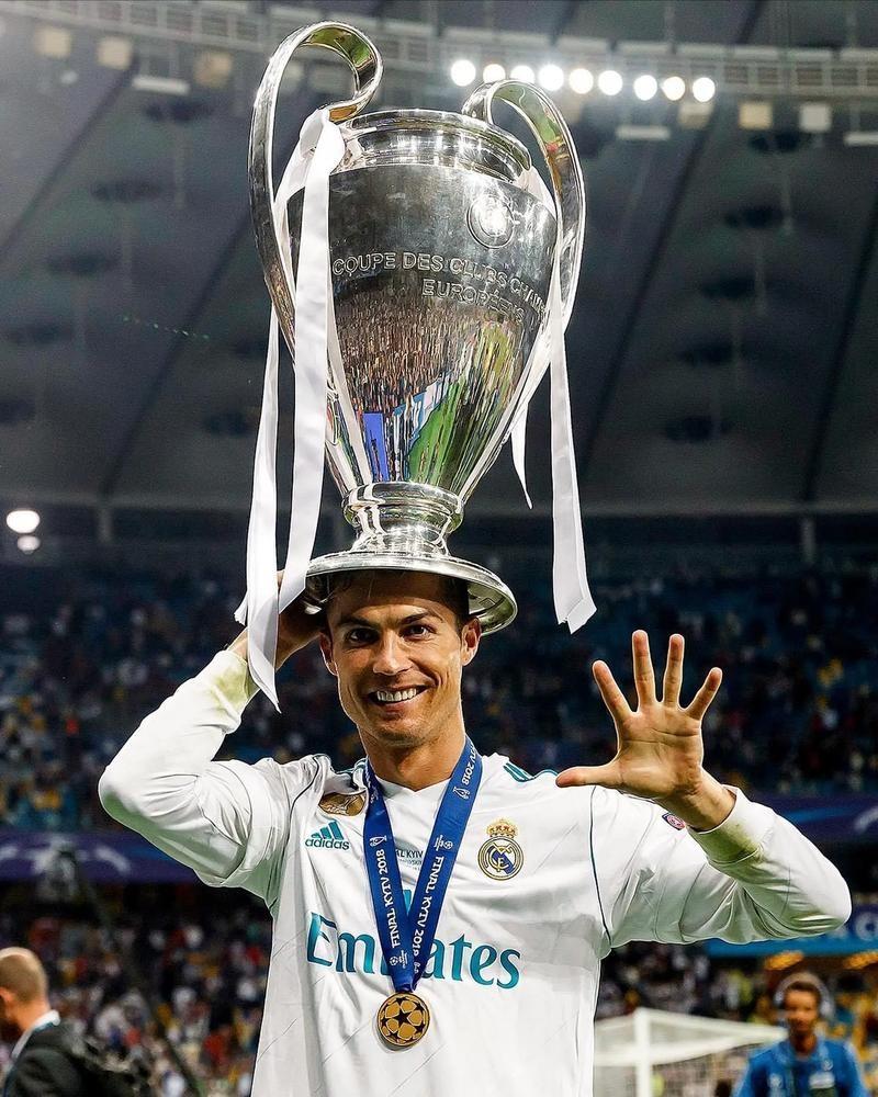 全队为他让出最佳出手机会（全员为他腾出最优出手空间）