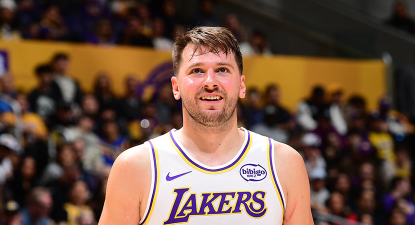 图片报：穆西亚拉今天进行了单独训练，乌尔比希也完成了训练（图片报：穆西亚拉今日进行个人训练，乌尔比希亦已完成训练）