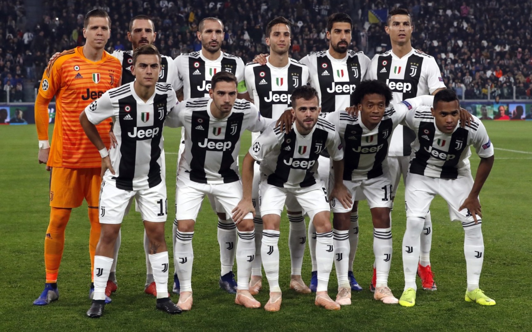 巅峰对决！海外情报：巴黎圣日尔曼1-3弗拉门戈（海外快讯：弗拉门戈3-1击败巴黎圣日尔曼，巅峰之战落幕）