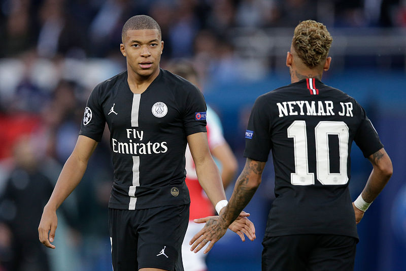 一河南球迷骑三轮车875公里，耗时19天抵达足协杯决赛地苏州（河南球迷骑三轮奔袭875公里，19天赶到足协杯决赛地苏州）