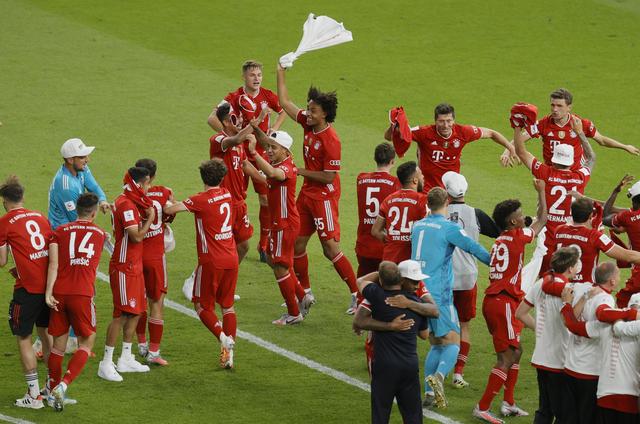 大马丁谈上届世界杯：梅西发言很严肃，我就调侃“梅西别怂”（大马丁回忆上届世界杯：梅西语气严肃，我笑称“梅西别怂”）