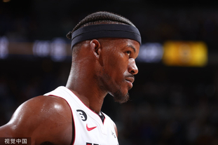 巴萨2-1逆转法兰克福，孔德头球双响，亚马尔、拉什福德送助攻（巴萨2-1逆转法兰克福，孔德头槌梅开二度，亚马尔与拉什福德奉献助攻）