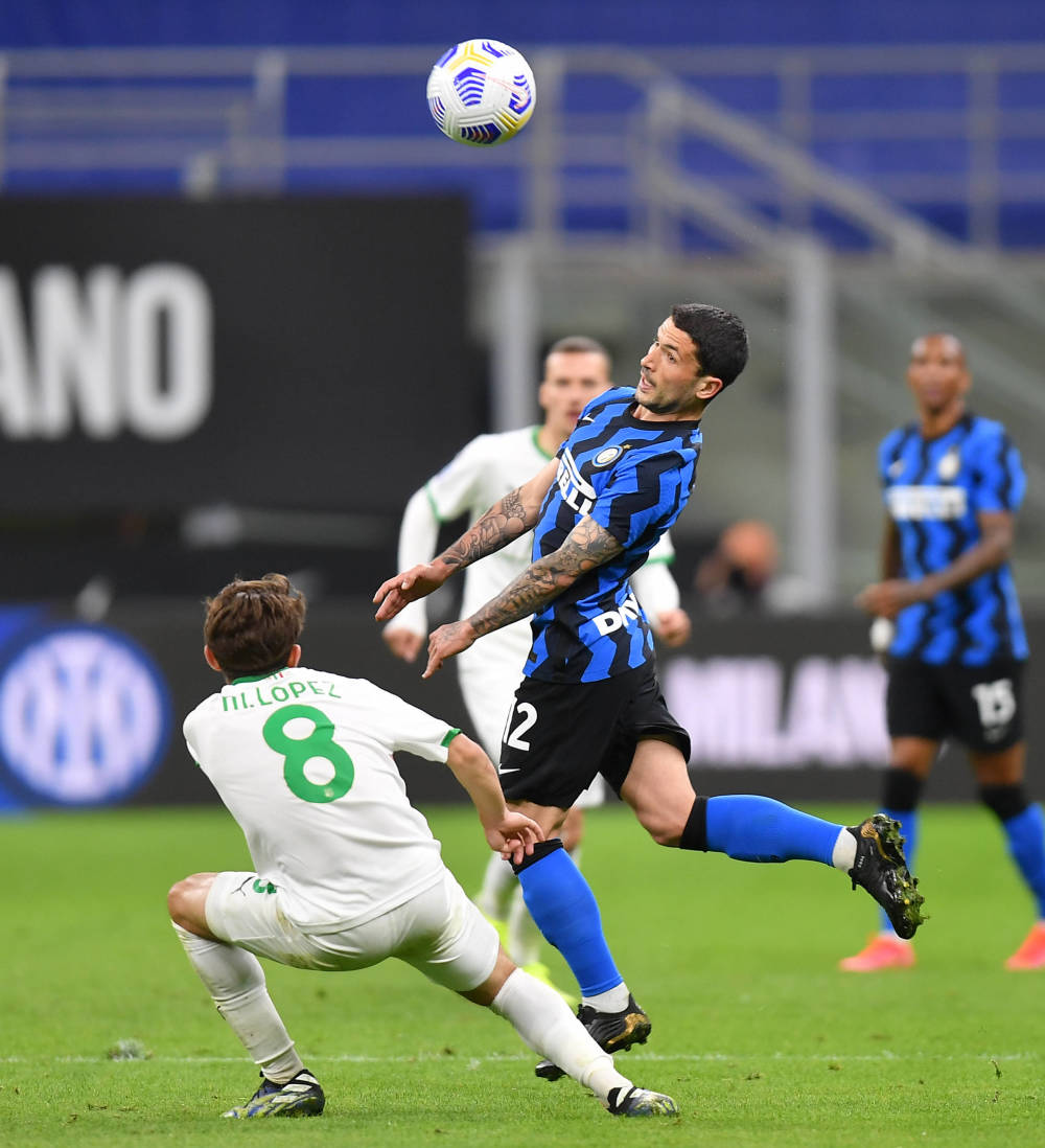 河南省委书记刘宁会见河南队将士，祝贺河南队勇夺足协杯亚军（河南省委书记刘宁会见河南队，祝贺球队夺得足协杯亚军）