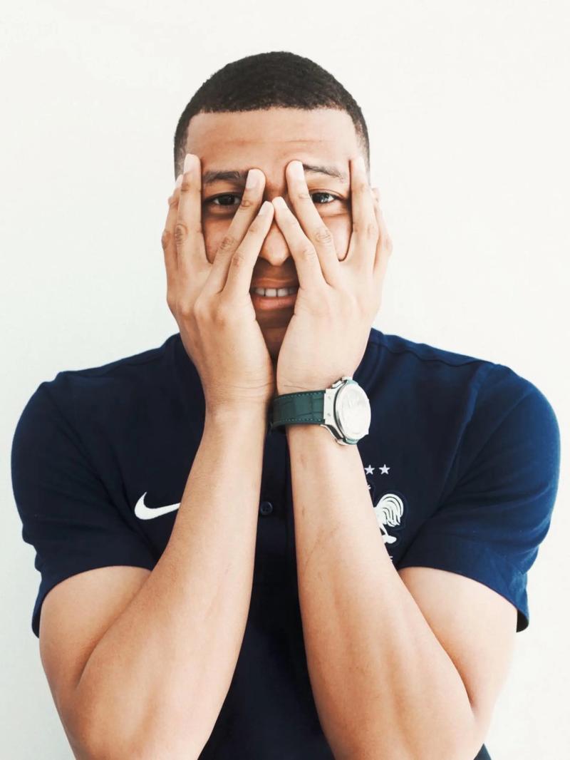 罗马欧联名单：迪巴拉领衔，弗格森、齐米卡斯在列，巴尔丹齐落选（罗马欧联大名单出炉：迪巴拉压阵，弗格森、齐米卡斯入选，巴尔丹齐无缘）