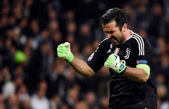 记者：申花队昨天傍晚抵达天津，出征的队伍中没有门将薛庆浩（记者：申花昨傍晚抵达天津，出征名单未见门将薛庆浩）