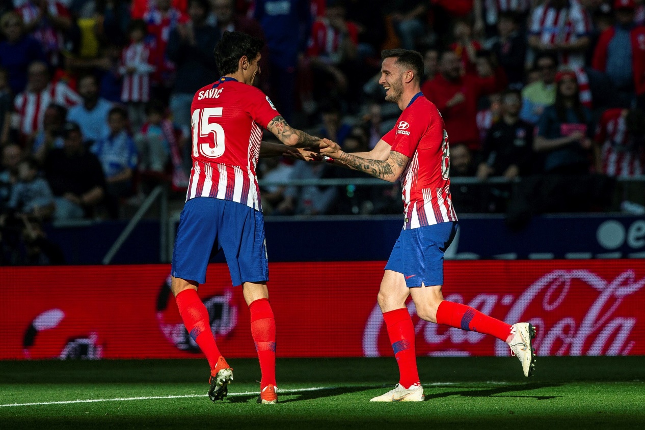 法媒：本泽马并未与吉达联合续约，也没收到俱乐部的续约提案（法媒称本泽马未与吉达联合续约，俱乐部也未向其提供续约合同）