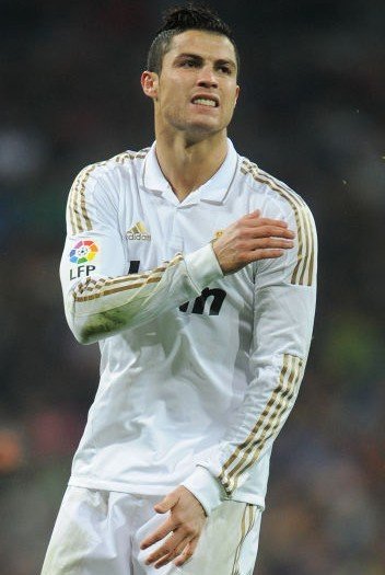 被阿森纳攻破球门，拜仁本赛季欧冠首次落后（阿森纳先拔头筹，拜仁本赛季欧冠首次落后）